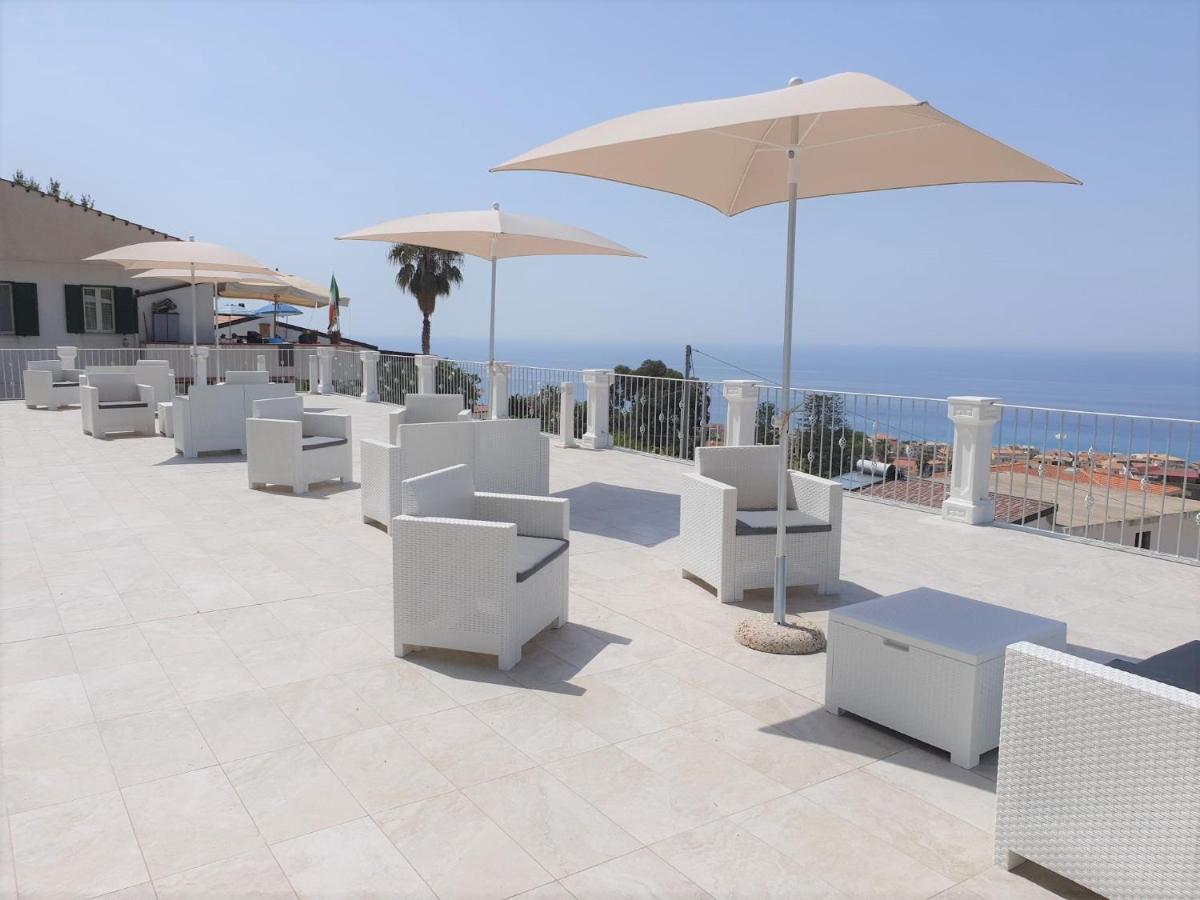 Appartamenti Borgo Panoramico N 9 Tropea Exteriör bild