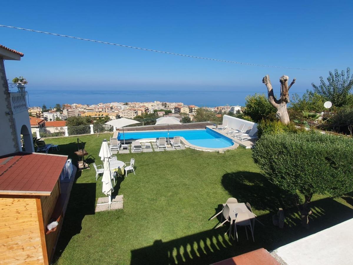 Appartamenti Borgo Panoramico N 9 Tropea Exteriör bild